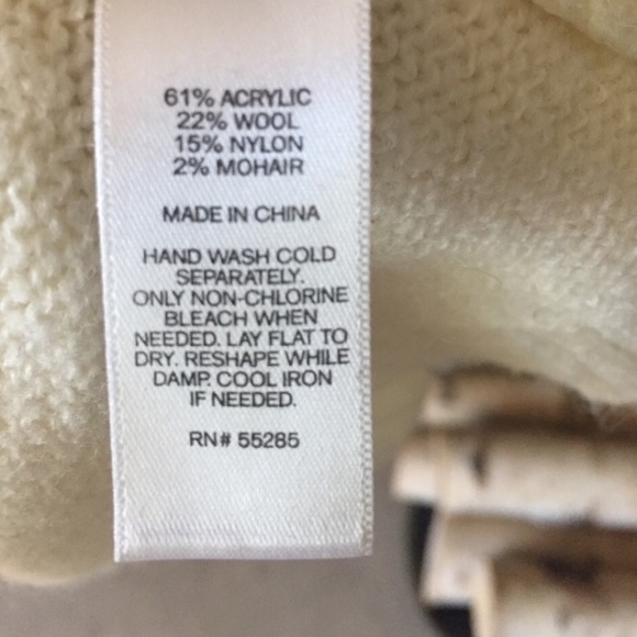 Express sweater - Picture 3 of 3